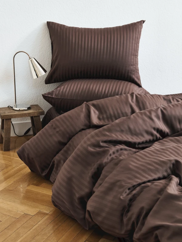 Комплект постельного белья тенсель шоколадный Страйп Lanima Home — фото 1
