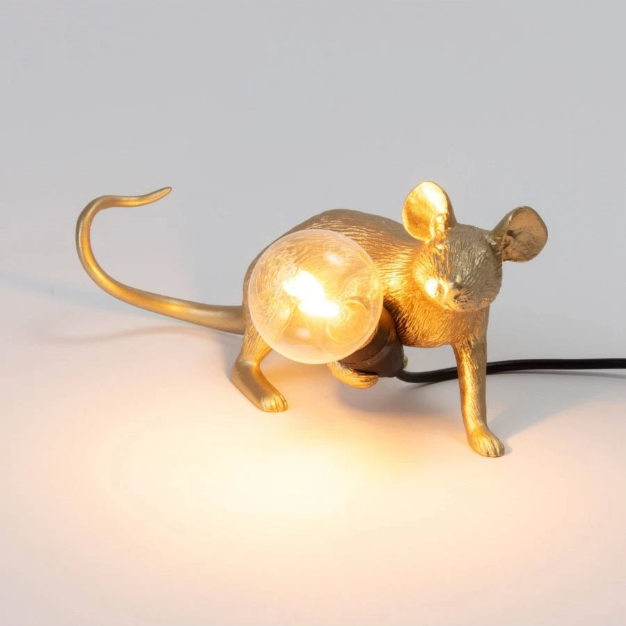 Настольная лампа золото Mouse Lamp Lyie Down USB Seletti — фото 5
