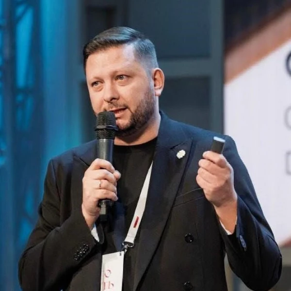Виталий Павлов