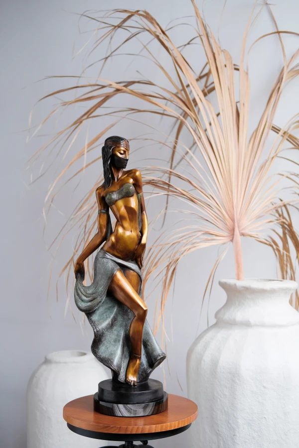 Скульптура "1000 и 1 ночь" Form & Bronze — фото 1