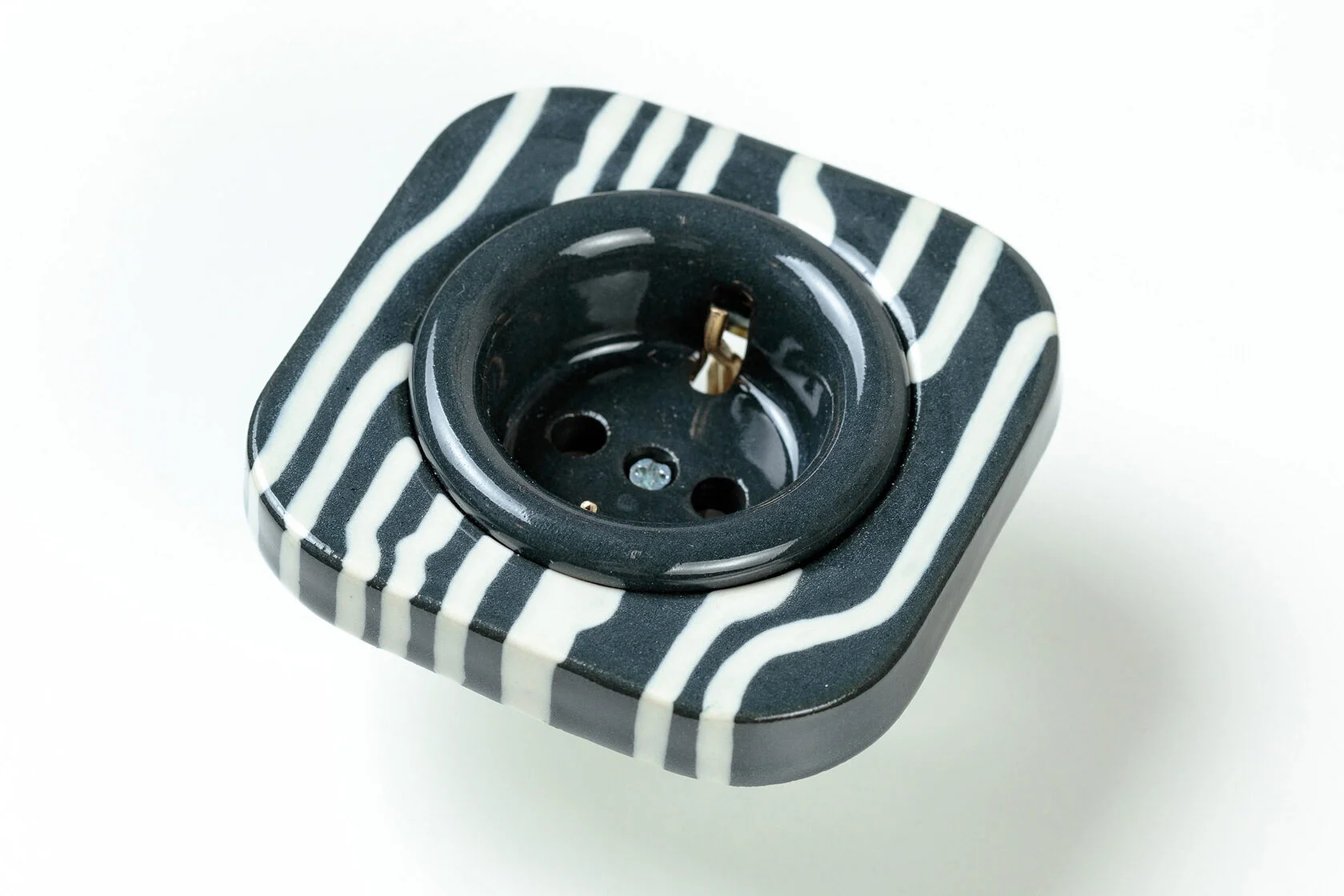 Розетка Zebra Rosetta — фото 3